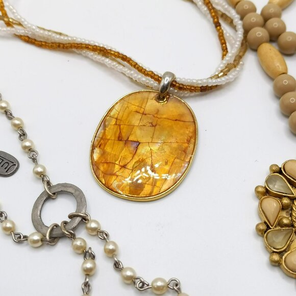 Lot of Earth Tones Boho Necklaces Beaded Pendants Crystal Wood Julio Unmarked - Picture 6 of 11